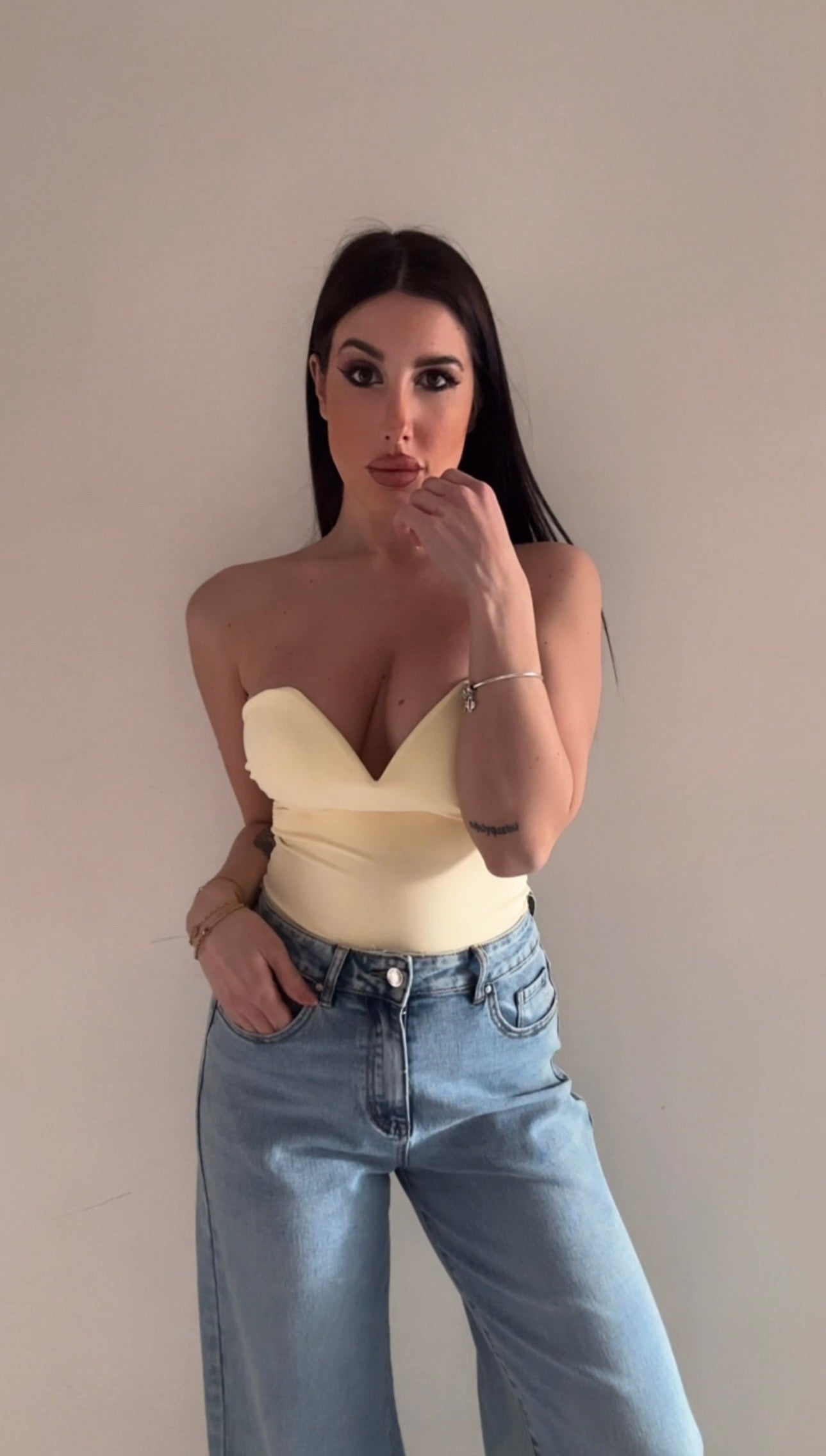 Body Bustier Giallo Burro con Scollo a Cuore
