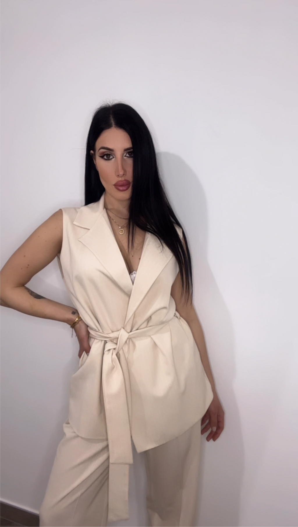 Tailleur gessato beige