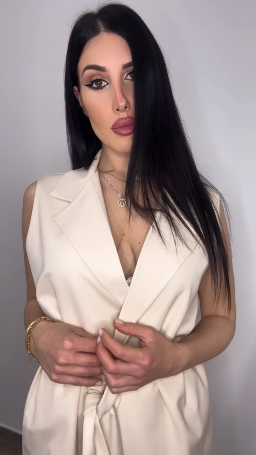 Tailleur gessato beige