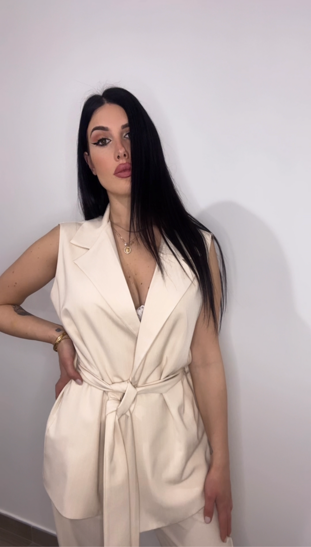 Tailleur gessato beige