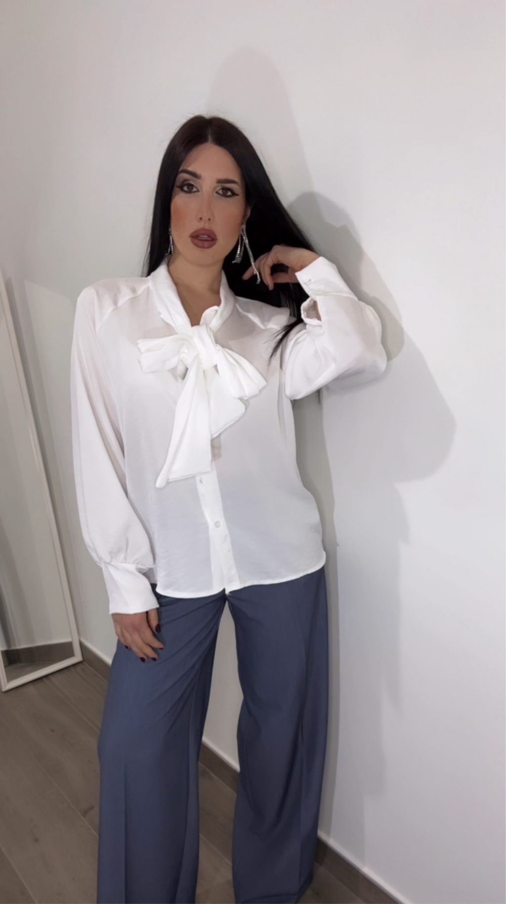 Camicia donna con nodo regolabile