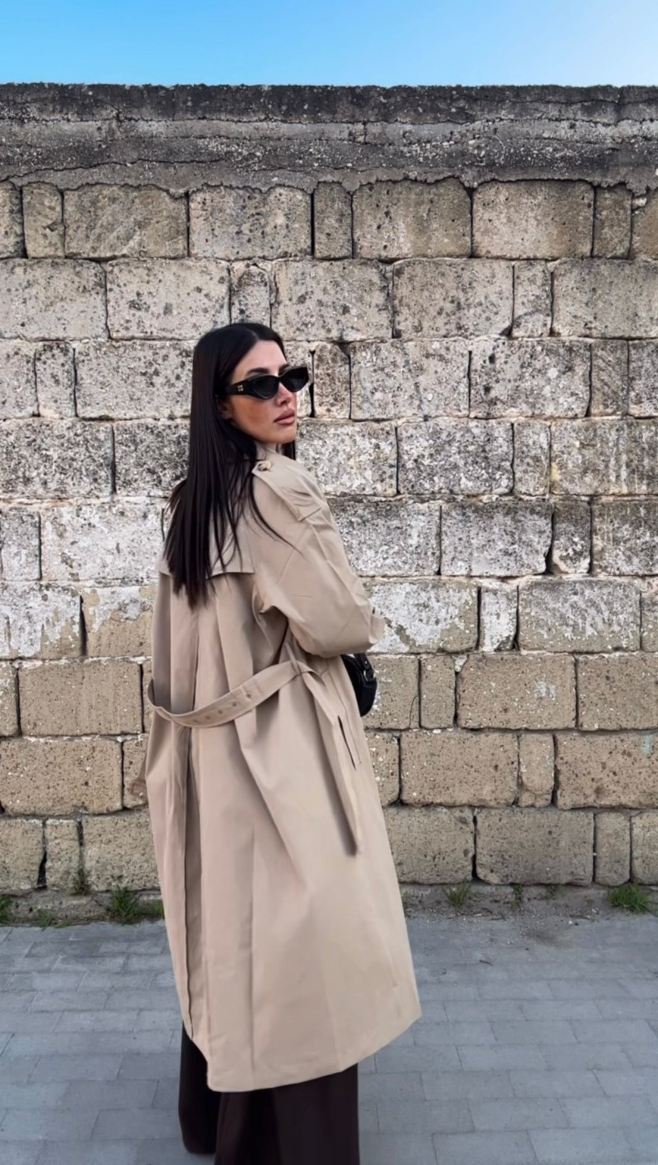Trench Donna Beige Oversize - Impermeabile Lungo con Cintura Fleur De Vie