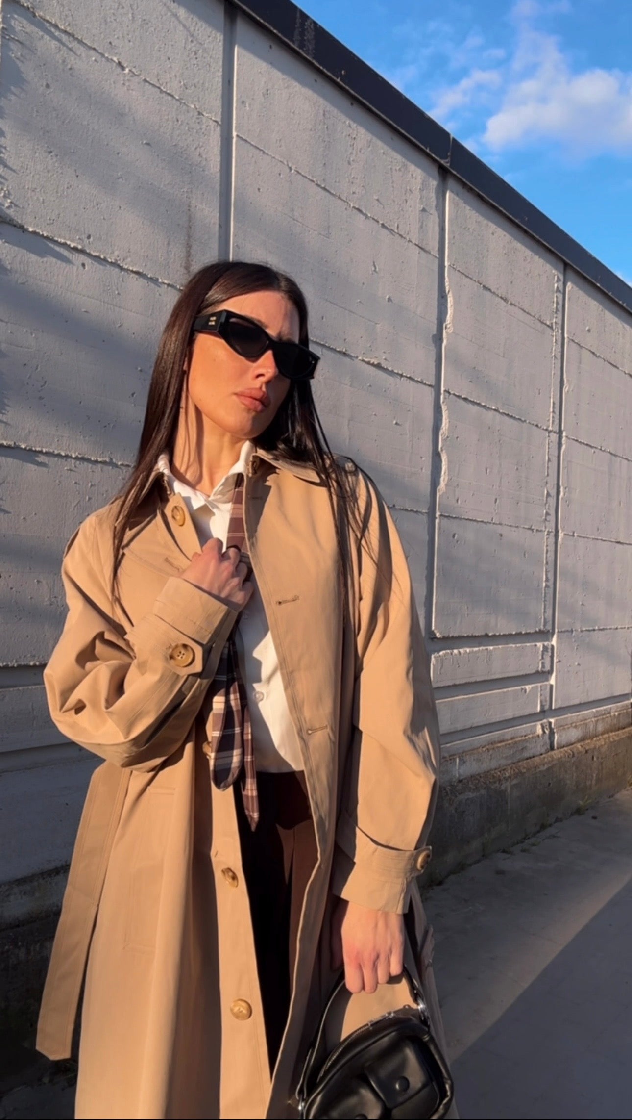 Trench Donna Beige Oversize - Impermeabile Lungo con Cintura Fleur De Vie