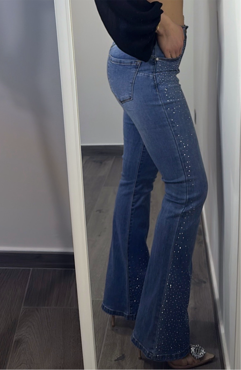 Jeans flare con strass