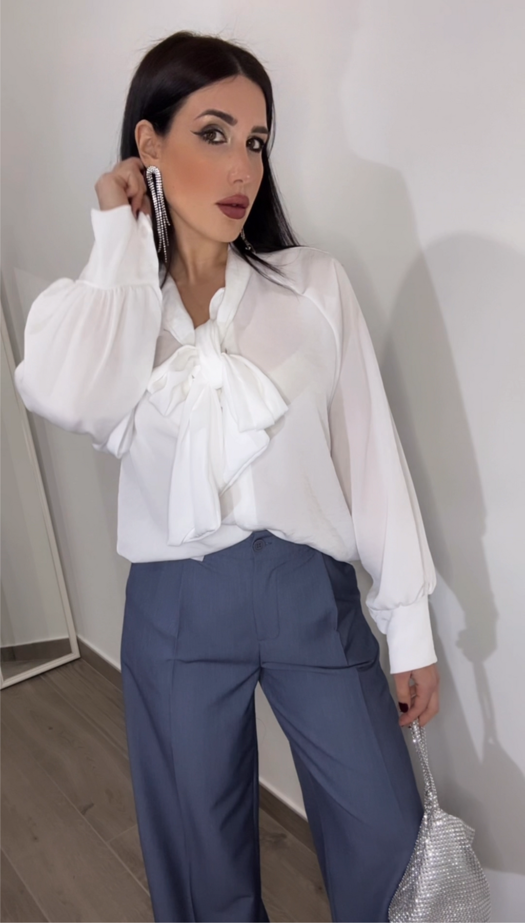 Camicia donna con nodo regolabile
