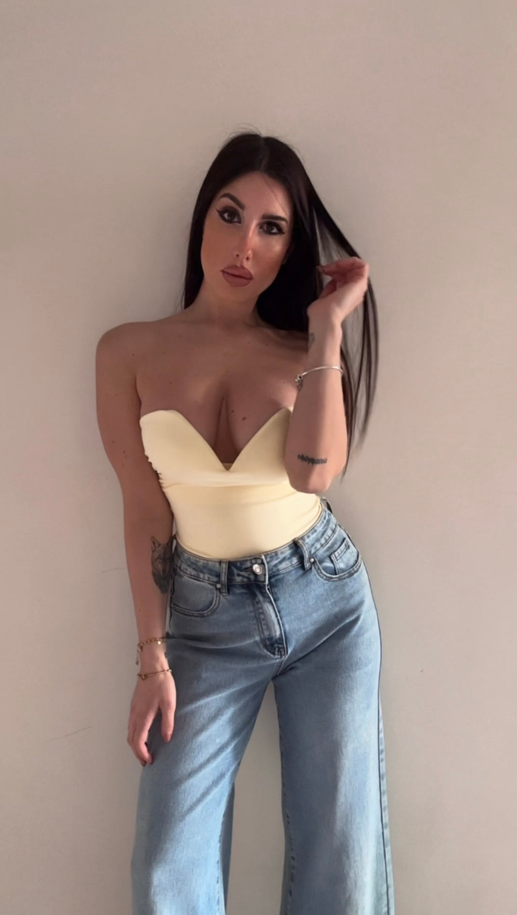Body Bustier Giallo Burro con Scollo a Cuore