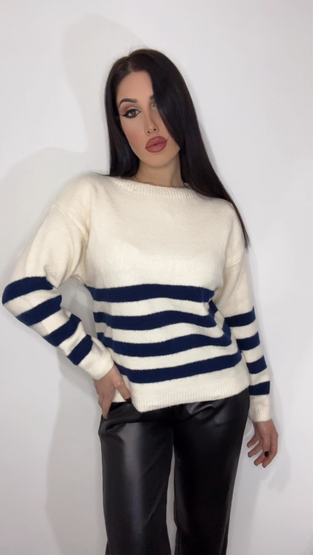 Maglione a righe blu navy