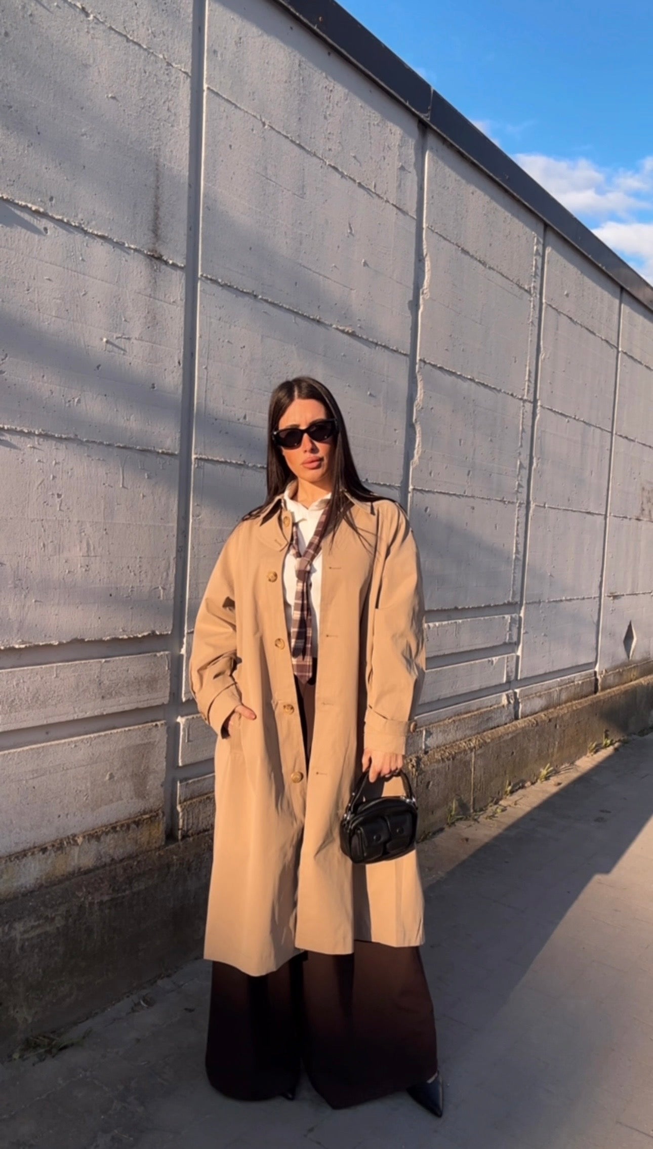 Trench Donna Beige Oversize - Impermeabile Lungo con Cintura Fleur De Vie