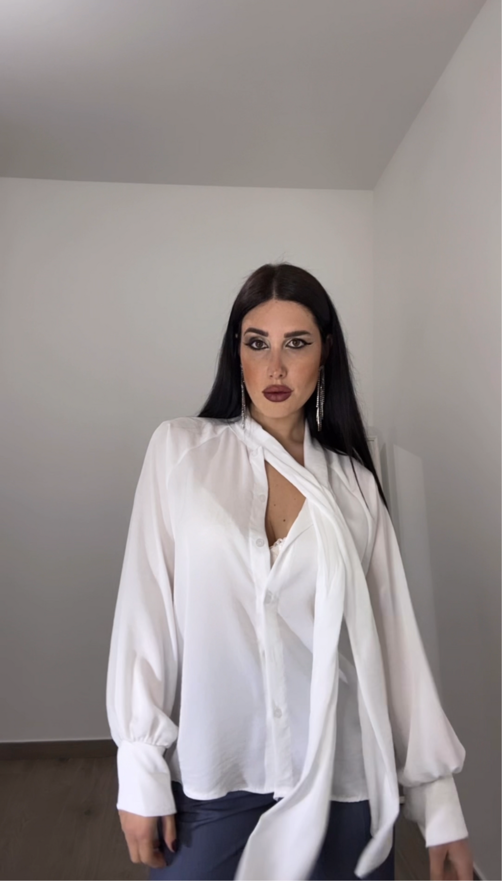 Camicia donna con nodo regolabile